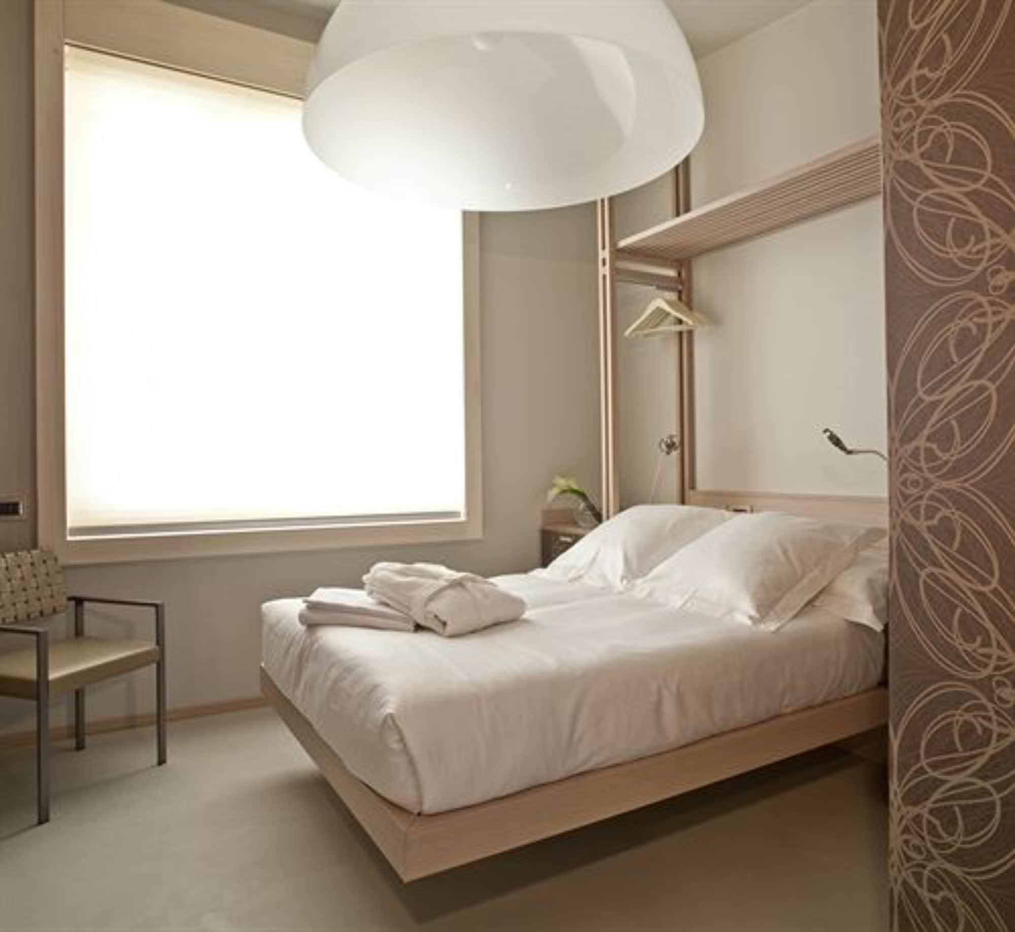 Nu Hotel Milano Cameră foto